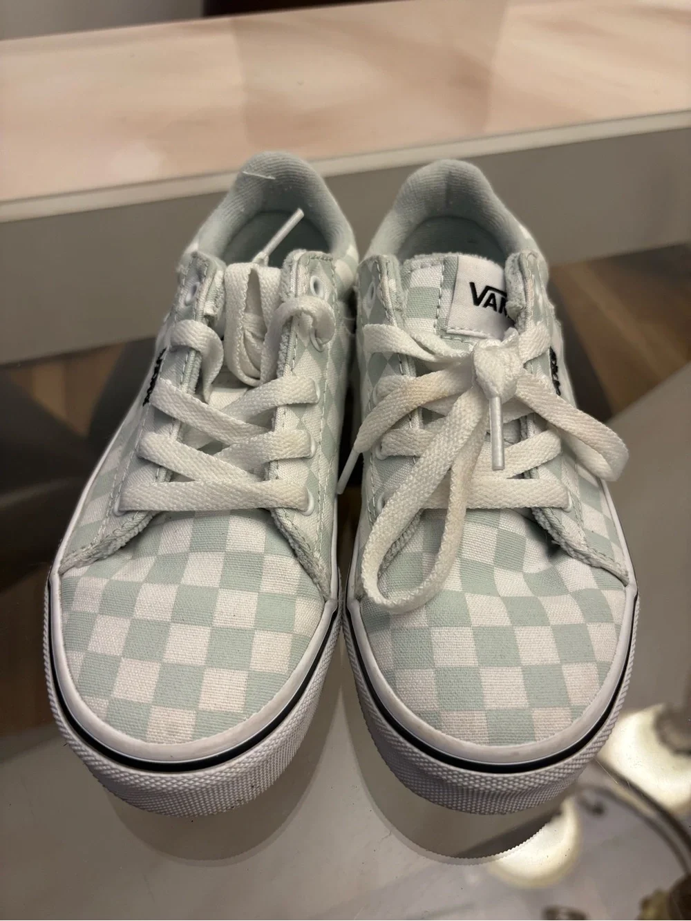 Vans kids seldan canvas light blue and white checkered size 13